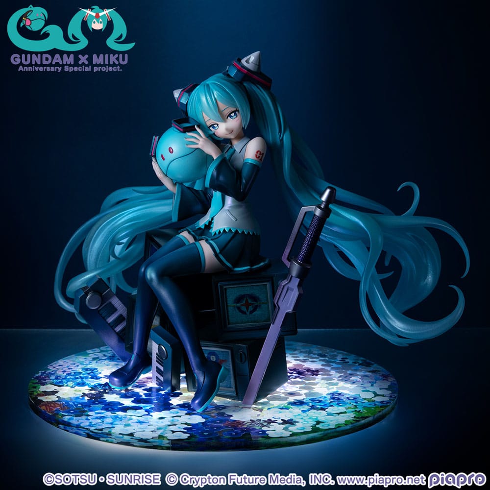 Gundam - Mobile Suit Gundam x Hatsune Miku Lucrea PVC Statue Hatsune Miku x OO Gundam 45th Anniversary – Bild 7