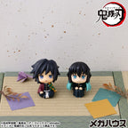 Demon Slayer: Kimetsu no Yaiba - Giyu Tomioka Stupefied face Ver. - Look Up – Bild 7