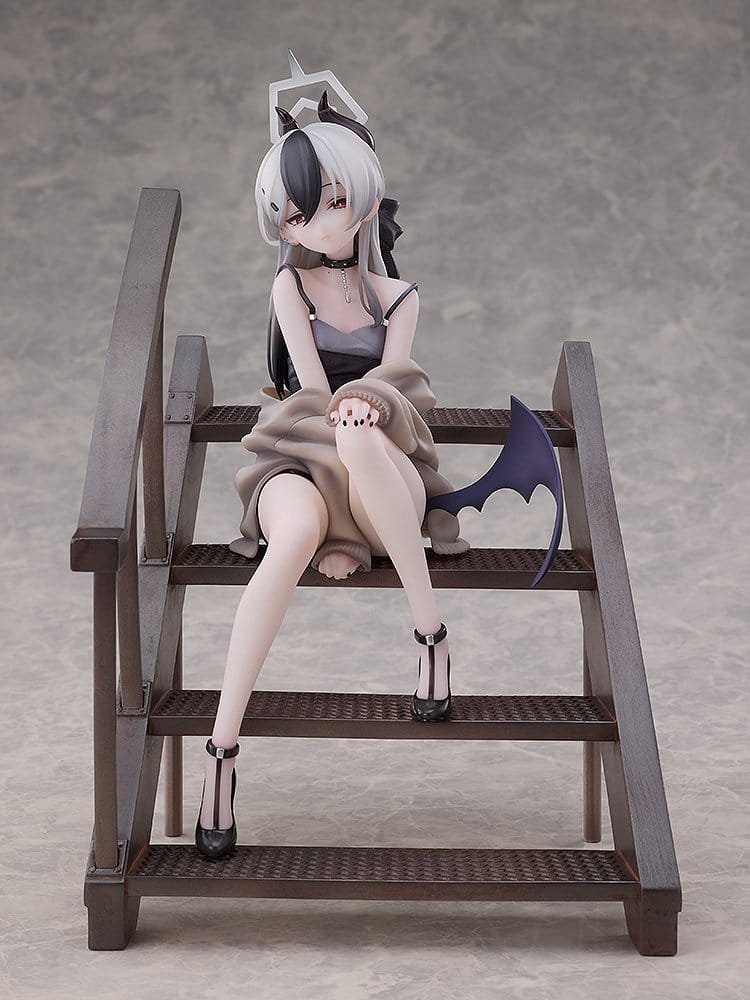 Blue Archive - Kayoko (Dress): Memorial Lobby Ver. 1/7 Scale Statue – Bild 3