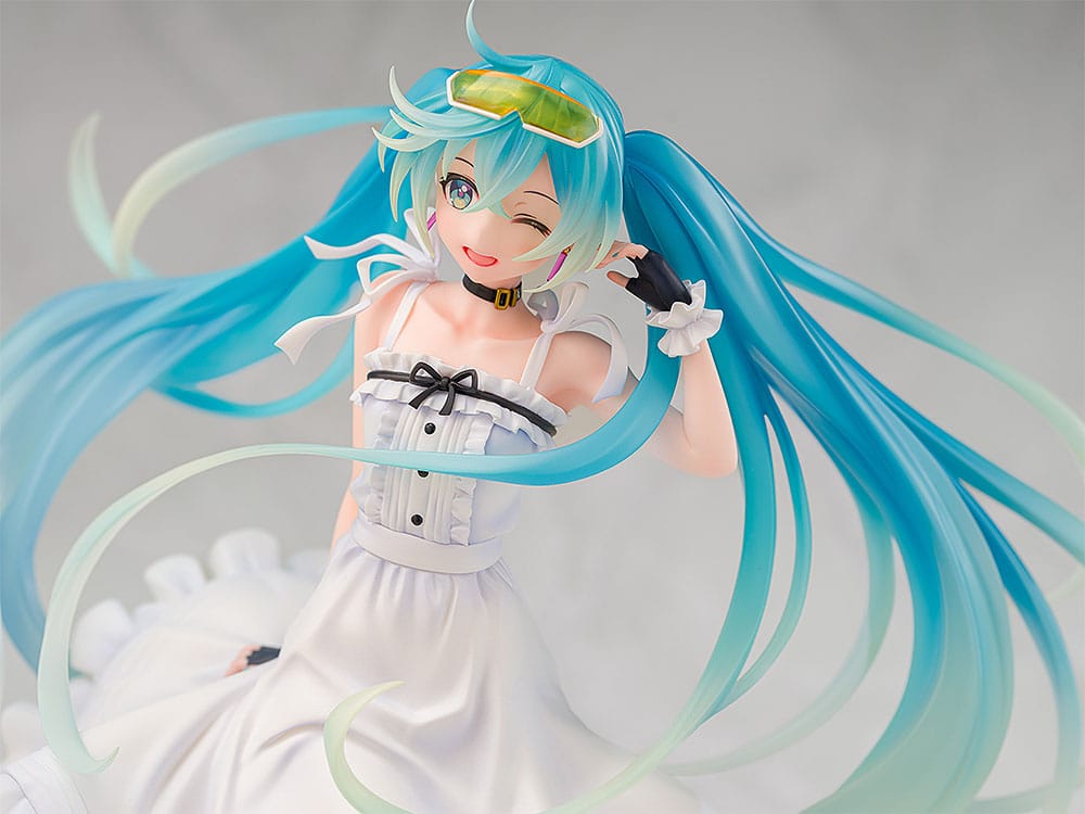 Hatsune Miku - GT Project - Racing Miku 2021: Vacation Style Ver.